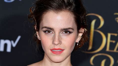 emma watson nudo|Emma Watson Responds to Criticism of Her Topless Shoot